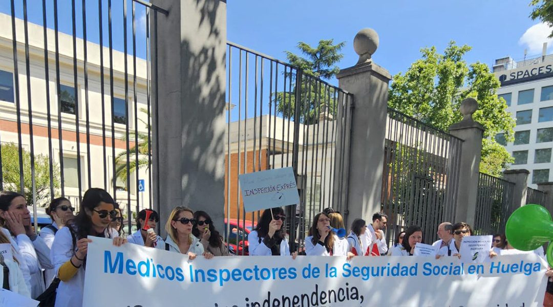 Huelga médicos inspectores de la Seguridad Social